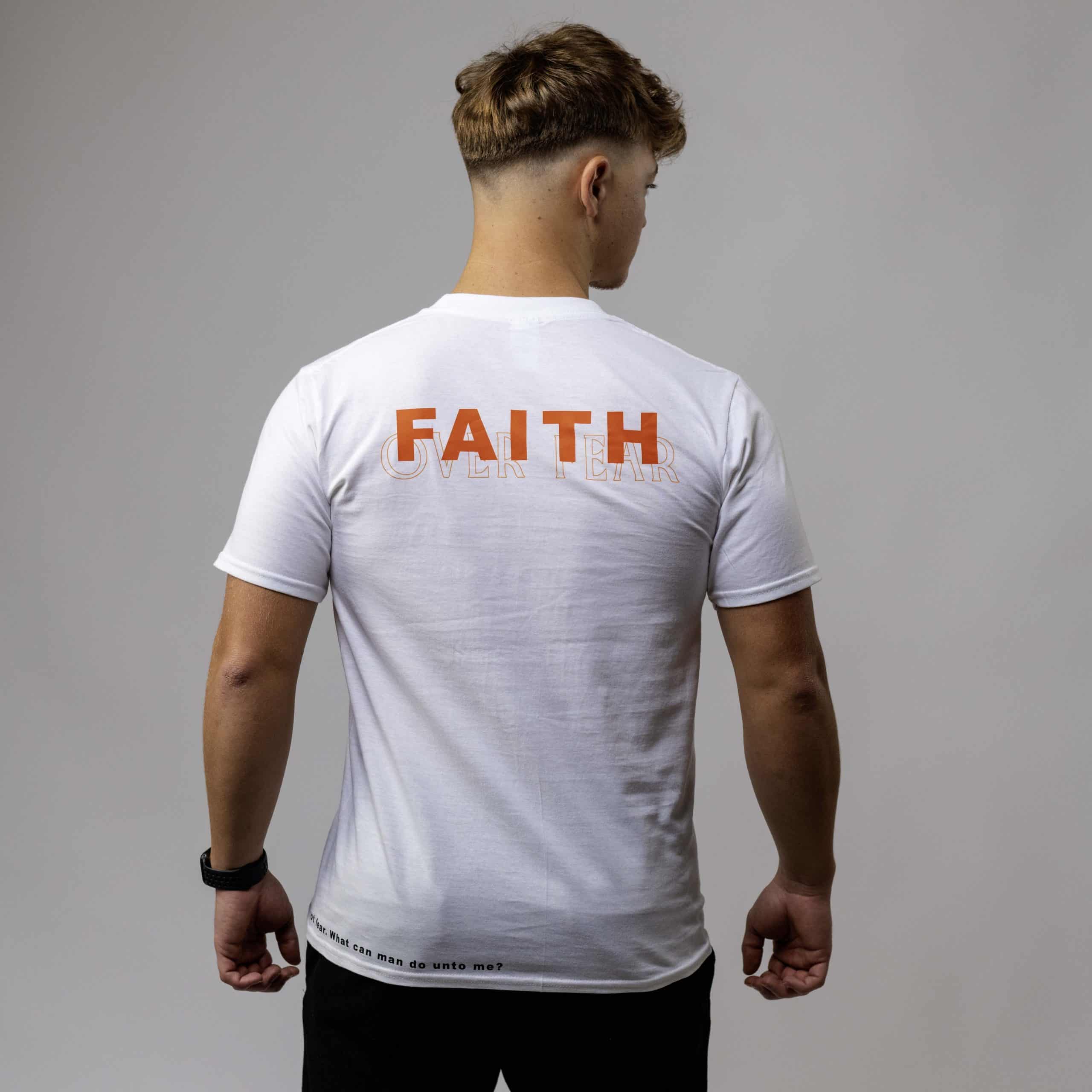 Tricou - portocaliu-19 tricou Faith Over Fear alb cu portocaliu faithfit